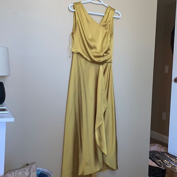 Taylor mustard yellow satin dress, size 4. - Picture 1 of 4